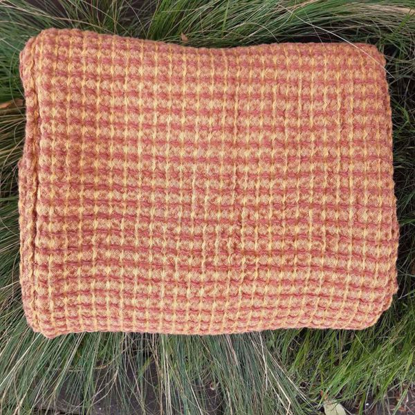 Picture of Linen waffle blanket 130X200, yellowish